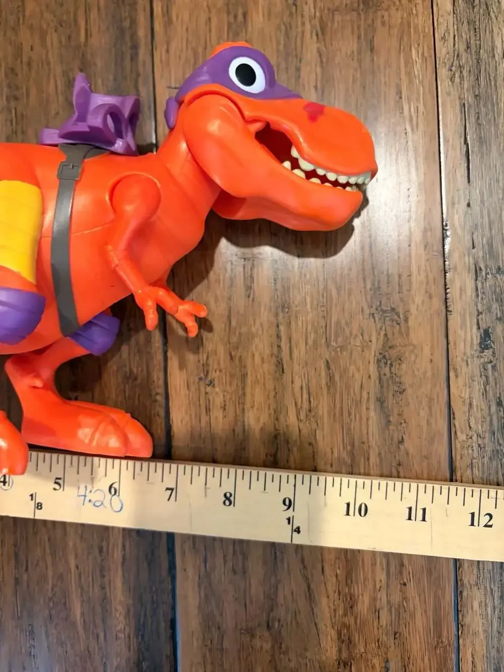 Teenage Mutant Ninja Turtles Half Shell Heroes Donatello T-Rex Dinosaur